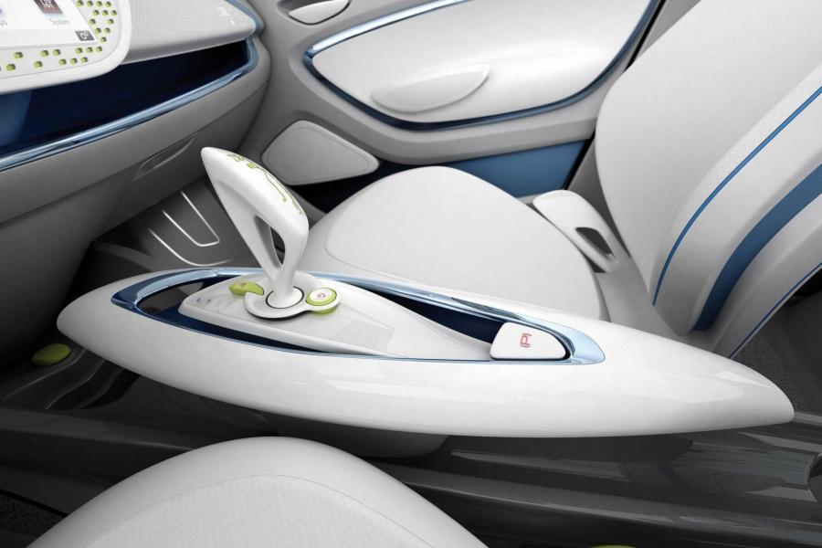  Renault ZOE Concept 2010 года  (фото 14 из 28)